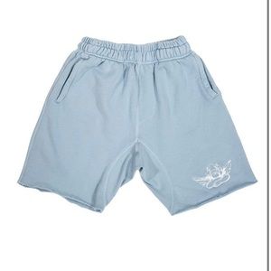 Boys lie shorts never worn size medium!